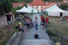 Čtvrtý den - Ahój