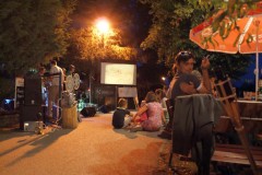 Čtvrtá projekce - koncert skupiny Jakofakt?