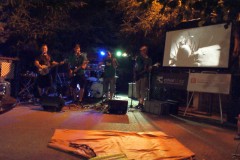 Čtvrtá projekce - koncert skupiny Jakofakt?
